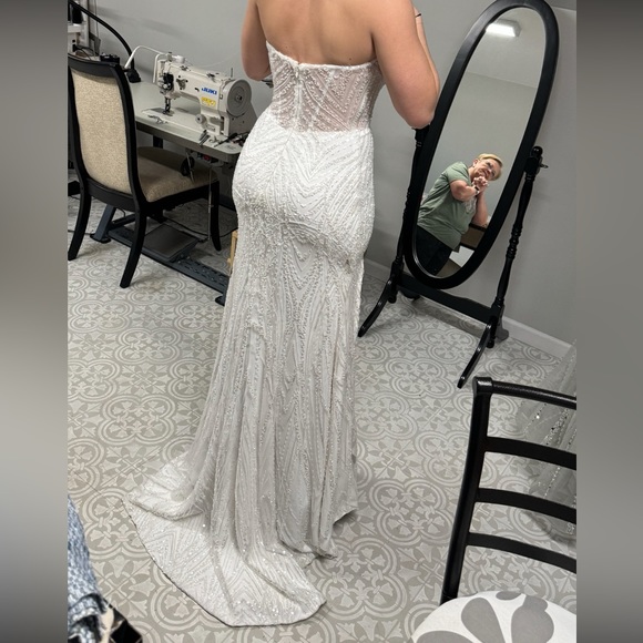 Custom made bridal dress - Picture 2 of 7